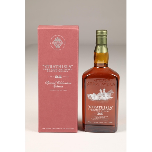 213 - Strathisla Pure highland Malt Scotch whisky, aged 25 years, 70cl , 43% Vol in box