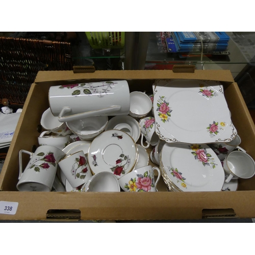 338 - Box of vintage tea ware including Royal Vale.