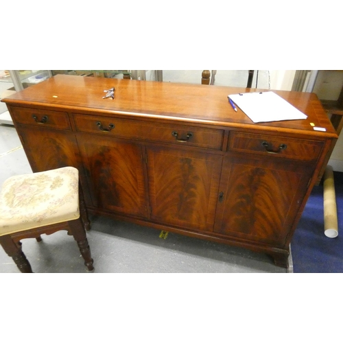 344 - Small mahogany sideboard.