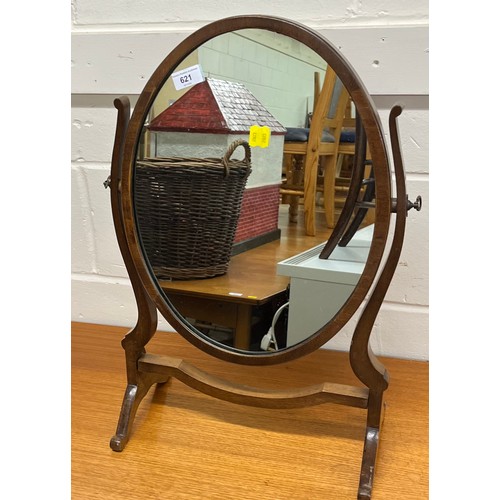 621 - oval dressing table mirror