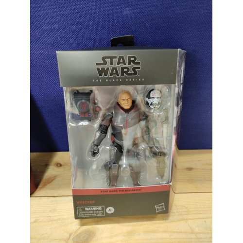 70 - Star Wars - The Black Series- Group of fifteen figures by Hasbro. Comprising of Bo-katan Kryze (The ... 