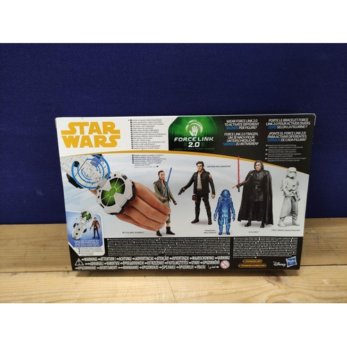 76 - Star Wars- Group of eight sealed Force Link & Force Link 2.0 Hasbro figures comprising of Starte... 