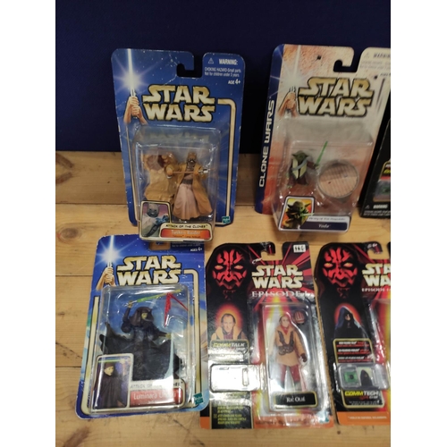 83 - Star Wars - Eleven figures to include five original 1999 Phantom Menace figures comprising of Ric Ol... 