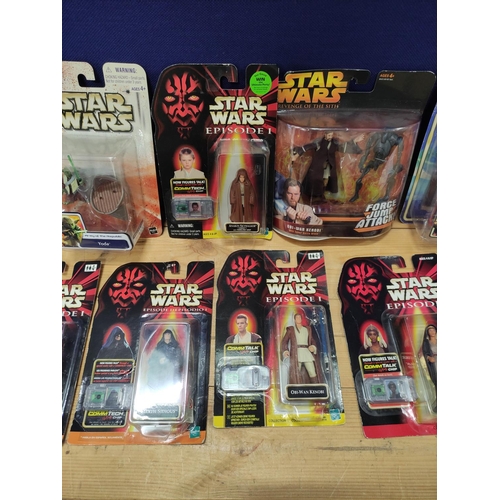 83 - Star Wars - Eleven figures to include five original 1999 Phantom Menace figures comprising of Ric Ol... 