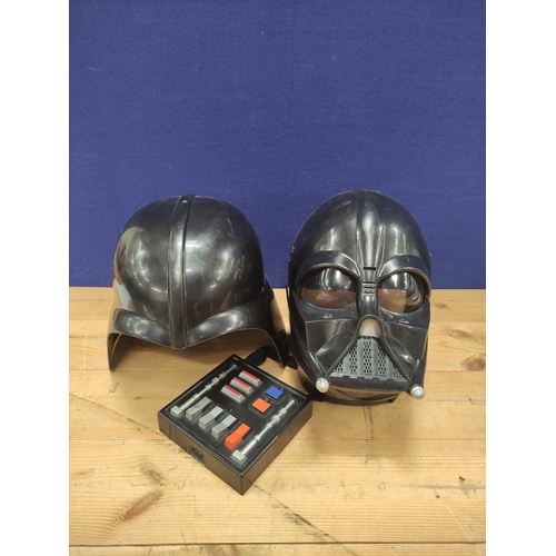 93 - Star Wars - 2004 Hasbro Darth Vader voice changing helmet.