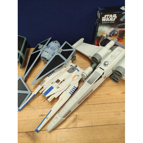 119 - Star Wars - Five Starfighter Models to include a Hasbro 2016 Rogue One, Tie Striker B7105, a large R... 