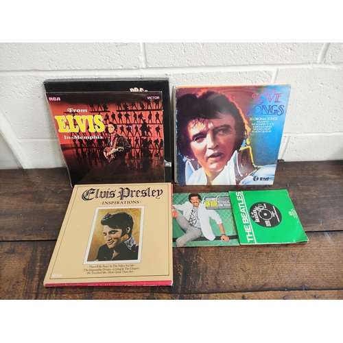 552 - Collection of mainly Elvis records to include Inspirations, Elvis in Memphis, Elvis soundtrack Kissi... 