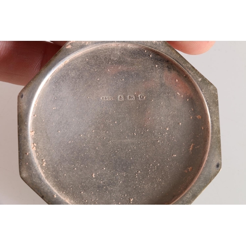 122 - Sterling silver Art Deco engine turned RAF powder compact, B & Co., Birmingham, 1940, 39g.