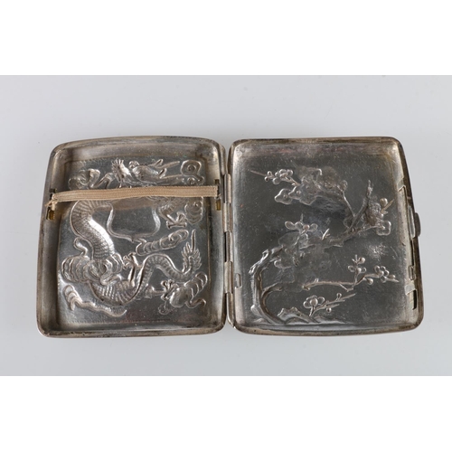 126 - Chinese silver cigarette case, the body decorated with five claw dragon, 82g.