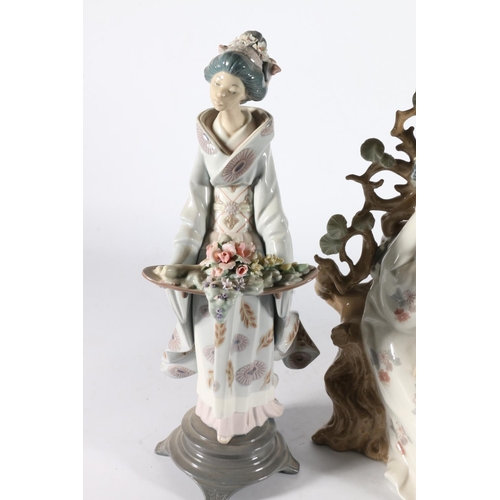 178 - Four Lladro Spanish porcelain figurines to include 4807 Geisha with fan, 5775 crouching Geisha with ... 