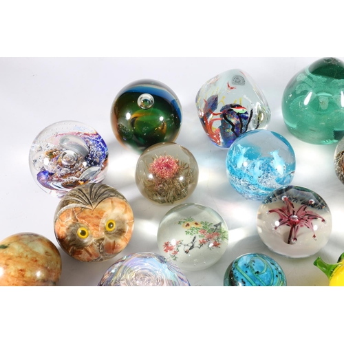 192 - Collection of art glass paperweights to including two Victorian green glass dumps, Selkirk Glass inc... 