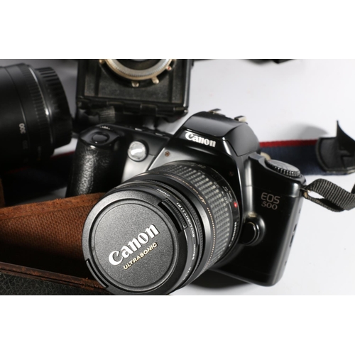 274 - Canon EOS500 SLR camera fitted with a Canon Zoom Lens EF 28-80mm 1:3.5-5.6 III, Canon Zoom lens EF 7... 