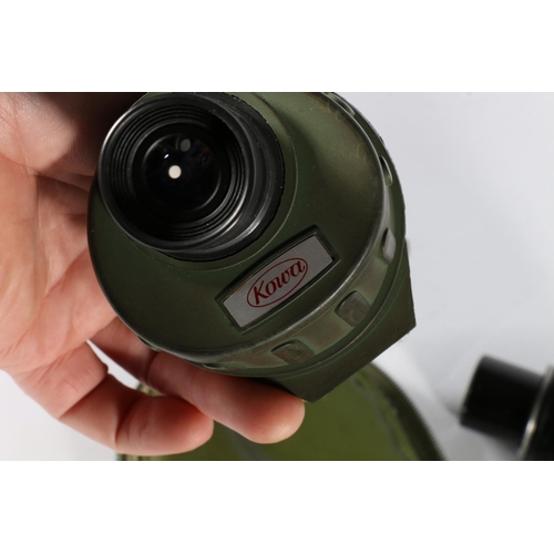 299 - Kowa 20x magnification spotting scope with green rubbers, 25cm long and a Greenkat scope, 40cm long.... 