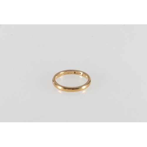 75 - 18ct gold plain wedding band, size M, 3.4g.