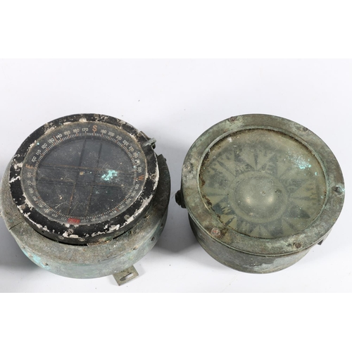 418 - Two ships compasses, a inspection lantern and an electric lamp. (4)