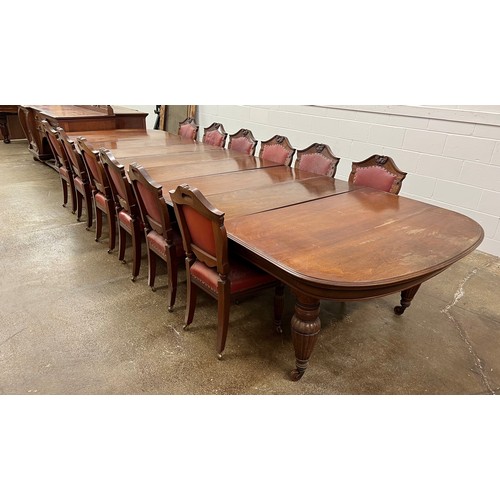 472 - Late 19th/early 20th century mahogany dining suite consisting of a telescope dining table, six leave... 