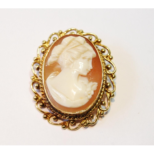 73 - Cameo brooch and a similar ring, both 9ct gold, 10g gross.  (2)