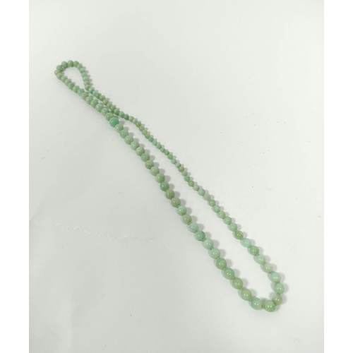 83 - Jadeite bead necklace of graduated green beads, the largest 10mm.