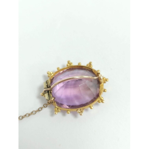 126 - Victorian amethyst oval brooch in gold, probably 15ct. 