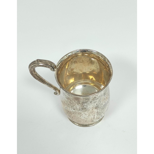 130 - Silver pint mug of Georgian style, monogrammed, Birmingham 1912, 310g / 10oz.