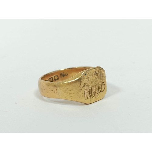 140 - 22ct gold signet ring, monogrammed, 10.4g, size 'S'.