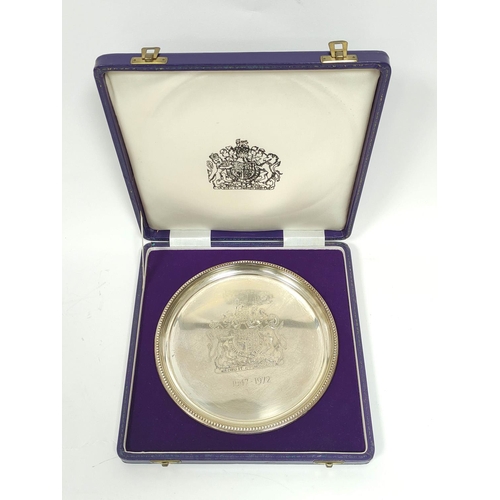 161 - Royal Wedding commemorative silver waiter, 20cm, 302g / 9½oz, cased. 