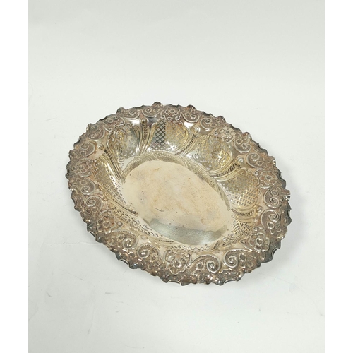 171 - Silver oval fruit basket pierced and embossed, Sheffield 1900, 30cm, 376g / 12oz.