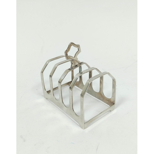 179 - Three silver individual toast racks and five condiments, approx. 280g / 9oz.