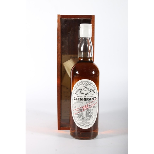 151 - GLEN GRANT 1951 Highland malt Scotch whisky, bottled by Gordon and MacPhail, 40% abv. 70cl.