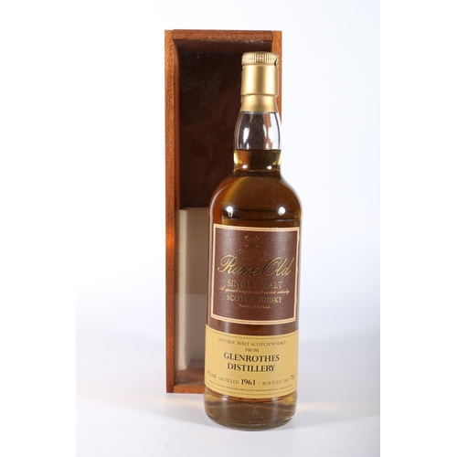 152 - GLENROTHES 1961 40 or 41 year old Speyside single malt Scotch whisky, bottled by Gordon and MacPhail... 
