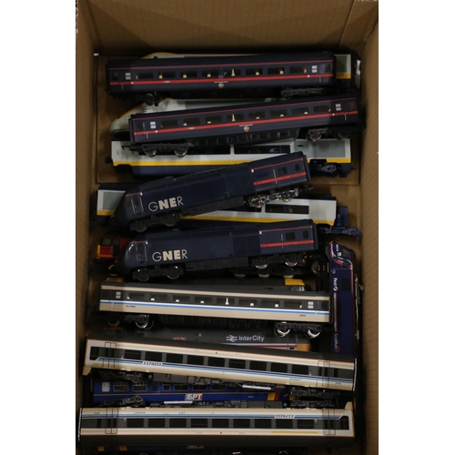 30 - Hornby OO gauge model railways locomotives to include GNER 43114 and 43111 train with two Route of t... 