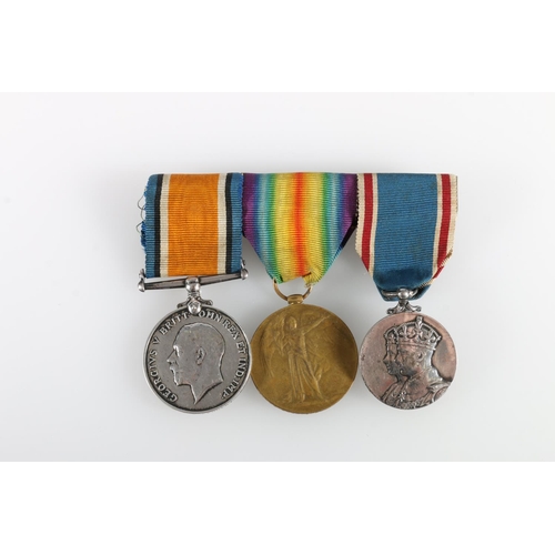 569 - Medals of 346075 Bombardier A Kennedy of the Royal Artillery comprising WWI British war medal and vi... 