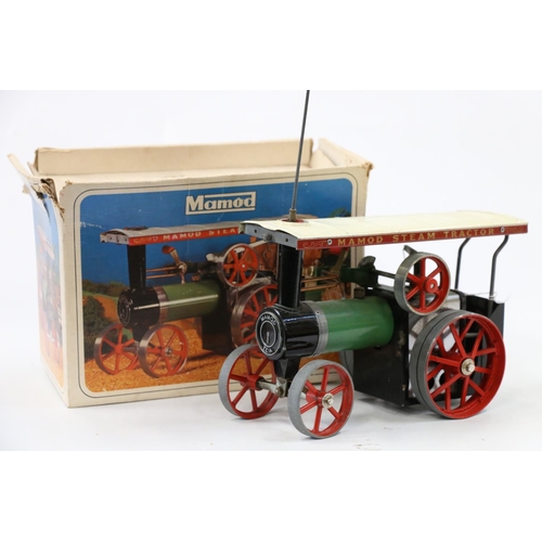 59 - Mamod TE1a Steam Tractor live steam traction engine, boxed with instruction and leaflet. 