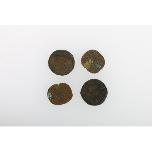 327 - IRELAND King James I (1603-1625) farthing x2 S6522 and ENGLAND Charles I (1625-1649) farthings x2. (... 