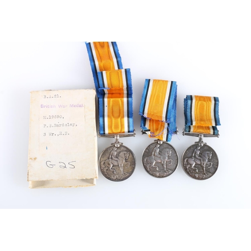 645 - Medal for M19690 Writer 3rd Class Frank Stanley Bardsley of the Royal Navy comprising WWI war medal ... 