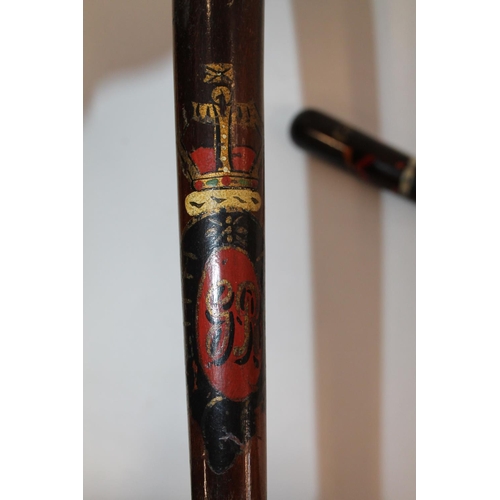 928 - George V Leith Police truncheon with painted garter having GR cypher, 38.5cm long and another by Hia... 