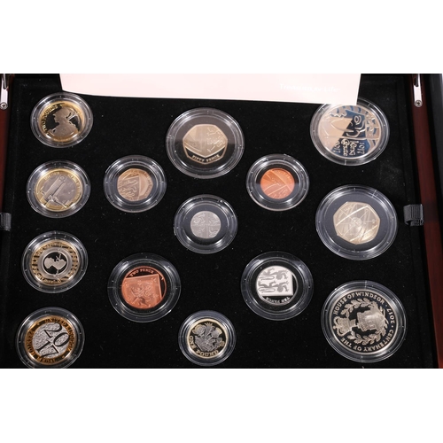 264 - The Royal Mint UNITED KINGDOM Elizabeth II premium proof coin collection 2017, a fourteen-coin set i... 