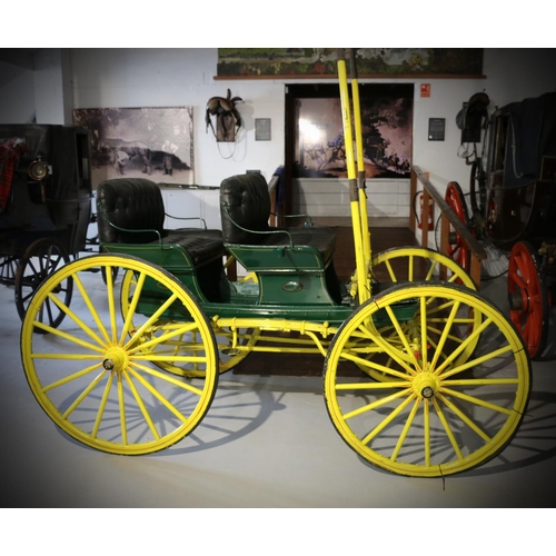 409 - Horse drawn carriage - AMERICAN 'SIAMESE' PHAETON, perhaps assembled in England. In yellow/green wit... 