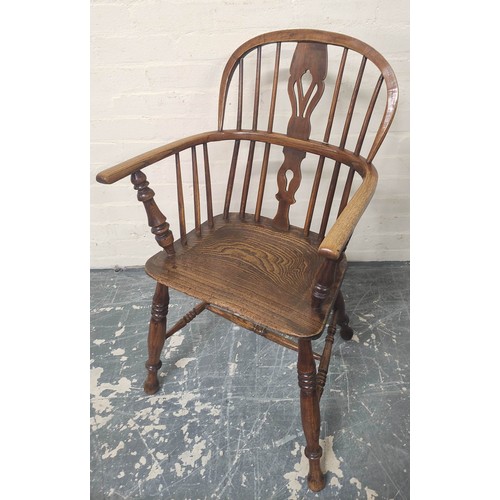 408 - Ladies ash Windsor chair, the hoop frame and pierced splat on turned supports united by turned under... 