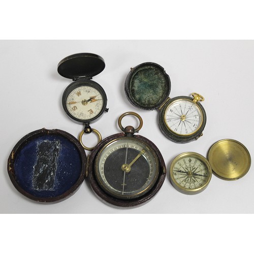 188 - Georgian brass compass by Bate London, 37mm, another with enamel dial, cased, c1800 two other compas... 