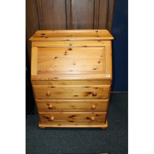 641 - Pine three drawer bureau, 80cm wide.