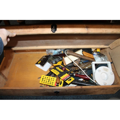 249 - Vintage toolbox and tools.