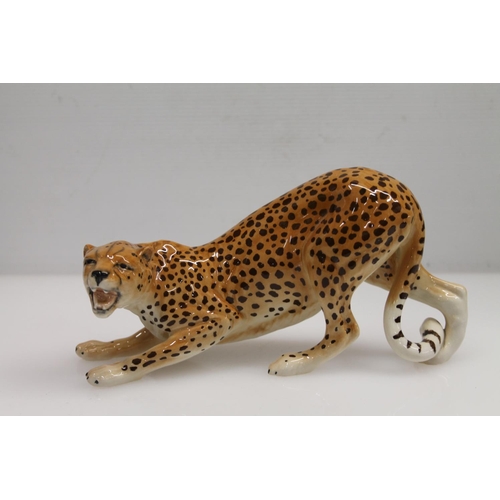 96 - Beswick model of a cheetah, 22cm.