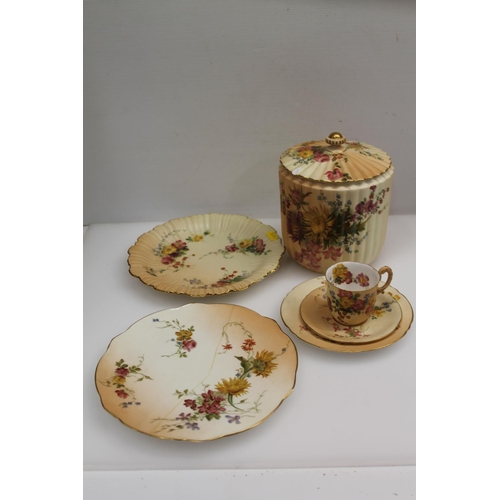 99 - Royal Worcester blush ivory cabinet trio, two similar plates & a biscuit barrel, (6).