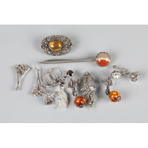 77 - Hallmarked silver sweetheart brooch; together with other silver and white metal jewellery