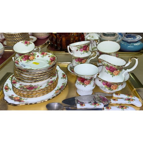 278 - Quantity of Royal Albert 'Old Country Roses' tea ware