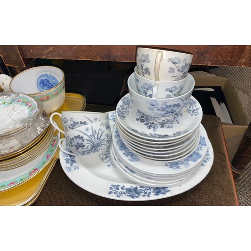 374 - Quantity of various tea ware including The Paragon China, part tea set