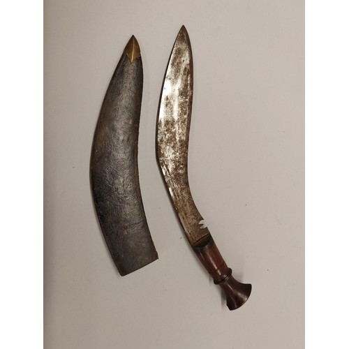 261 - Argentinean Gaucho knife; with 800 grade silver scabbard and handle; a Kukri and other knives / dagg... 