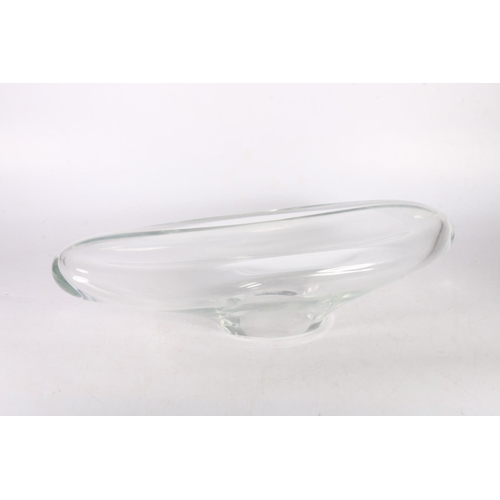 125B - Abstract clear glass sculpture or centrepiece, 48cm.