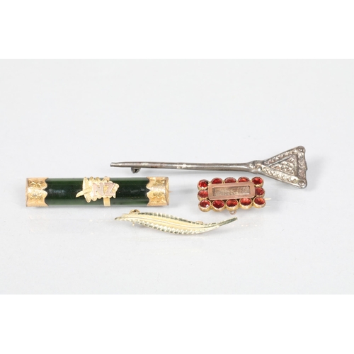 71 - Unmarked yellow gold mounted Chinese jade brooch; together with three other brooches (4)